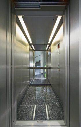 ©WZV / Schindler WZV_Aufzuege_und_Rolltreppen_3_klein.JPG