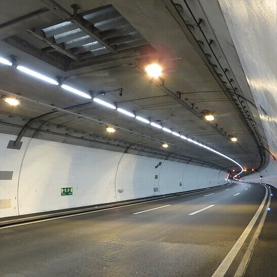Bild_01_Tunnelklappen_aus_ER_SIROCCO.jpg