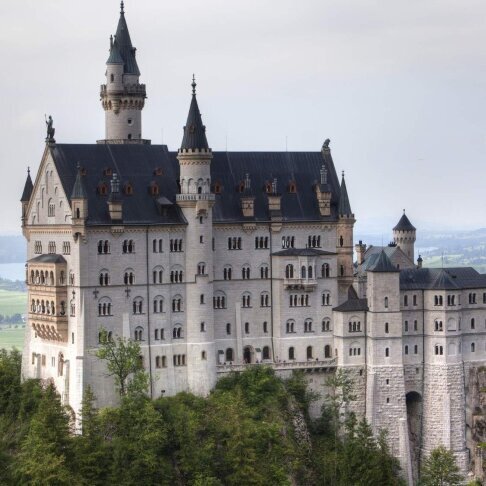 Schloss_Neuschwanstein_Chikei_Yung.jpg