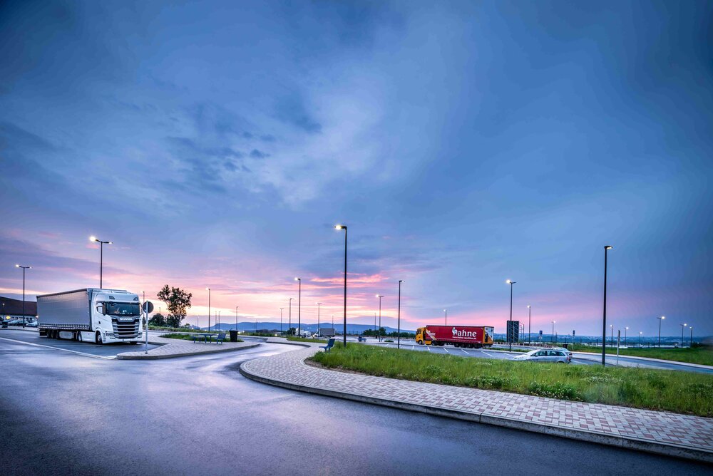 02_Smarte_Lichtkonzepte_fuer_die_Stadt_von_morgen.jpg