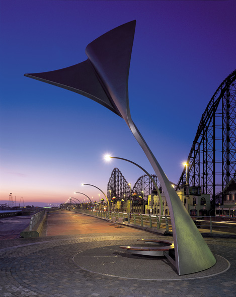 WZV_Rotating_Wind_Shelter_Blackpool_2_www.photo-genics.com_www.m-tec.uk.com_klein.jpg