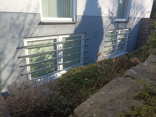 WZV_02_Edelstahl_Rostfrei_zum_Schutz_vor_Einbruch_und_Diebstahl.jpg WZV_02_Edelstahl_Rostfrei_zum_Schutz_vor_Einbruch_und_Diebstahl.jpg